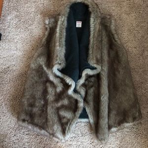 Faux fur reversible vest - 2 for 1!